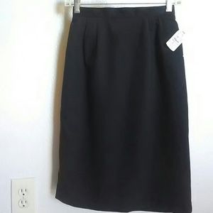 New Black Skirt